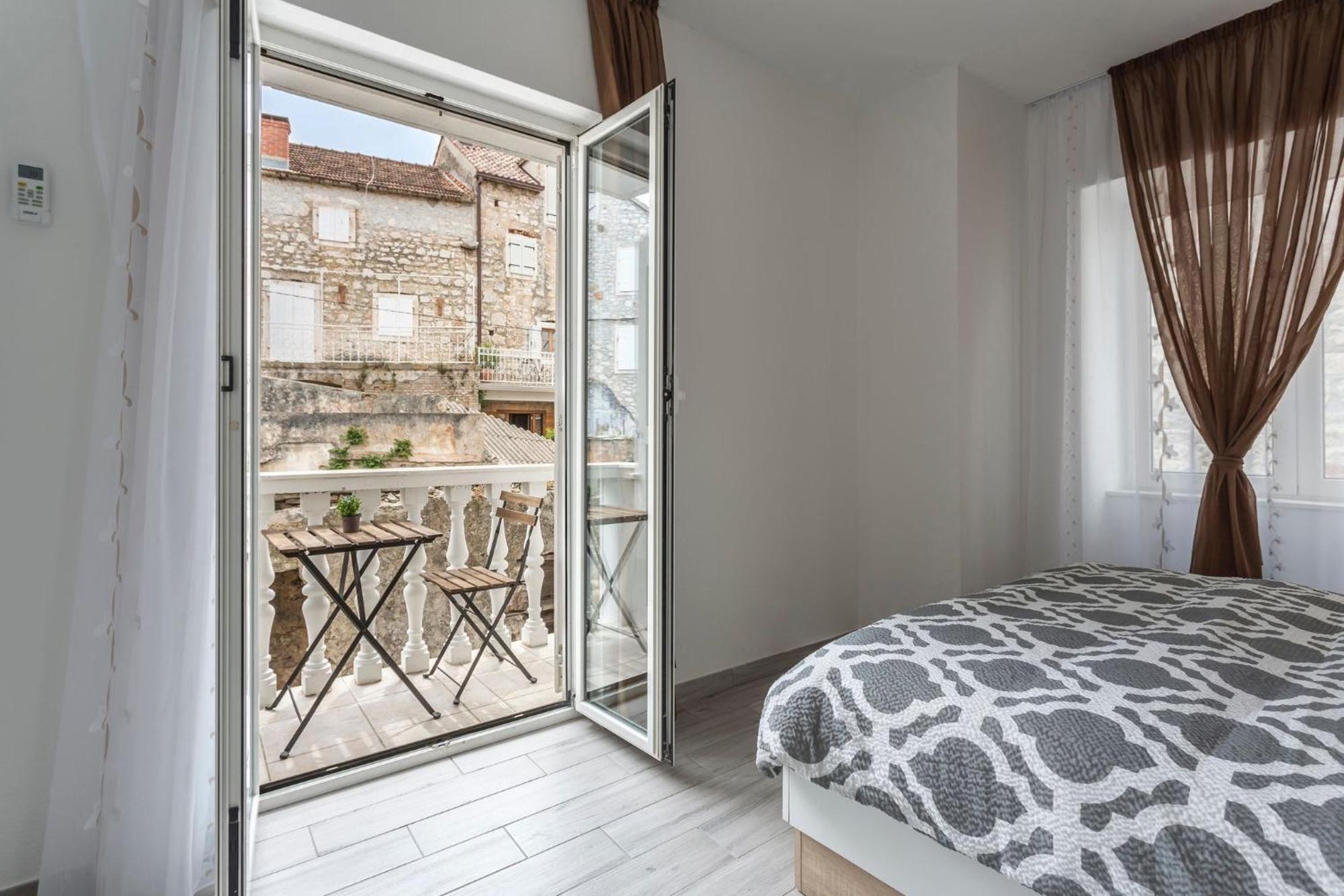 Riva Apartments Villa Thalia - Milna, Brac Milna  Bagian luar foto